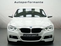 begagnad BMW 330e Sedan M Sport Sensorer Mediaskärm 252hk