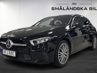 Begagnad Mercedes A250 218 HK (160 kW) 2021 Kosmossvart metallic Halvkombi