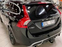 begagnad Volvo V60 T6 Momentum R-Design AWD Automat 2012, Kombi