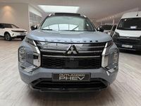 Ny Mitsubishi Outlander P-HEV Edition 251 HK (184 kW) 2025 Vit solid SUV