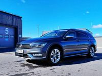 Begagnad VW Passat Alltrack Executive 190 HK (139 kW) 2017 Grå metallic Kombi