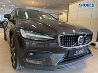 begagnad Volvo V60 CC B5 AWD Bensin Plus