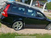 begagnad Volvo V70 2.4 D5 R-Design