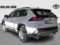Begagnad Toyota RAV4 Hybrid Active 224 HK (164 kW) 2023 Vit SUV