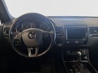 begagnad VW Touareg R-line 3.0 V6 TDI 4Motion Automat, 204hk