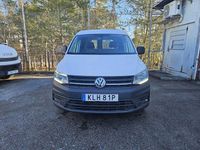 Begagnad VW Caddy 75 HK (55 kW) 2020 Vit Minibuss