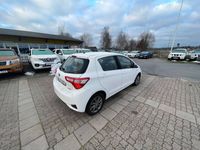 begagnad Toyota Yaris Hybrid AUT 5DR ACTIVE CARPLAY 2-ÅRS GARANTI