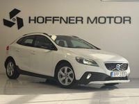 Begagnad Volvo V40 CC Momentum 116 HK (85 kW) 2015 Vit Kombi