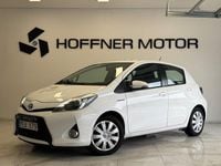 Begagnad Toyota Yaris Hybrid Active 101 HK (74 kW) 2013 Vit Halvkombi