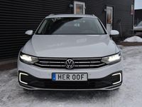 Begagnad VW Passat GTE 218 HK (160 kW) 2022 Vit Kombi