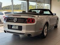 Begagnad Ford Mustang Convertible 309 HK (227 kW) 2014 Silver Cab