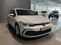 Begagnad VW Golf VIII GTE 245 HK (180 kW) 2020 Vit Halvkombi