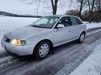 Begagnad Audi A3 Attraction 102 HK (75 kW) 2000 Silver Halvkombi