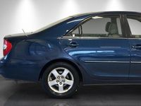 Begagnad Toyota Camry 186 HK (136 kW) 2001 Mörkblå Sedan