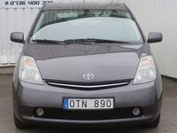 begagnad Toyota Prius 1.5 VVT-i + 3CM CVT Hybrid Automat Navi Keyless