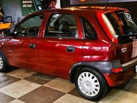 begagnad Opel Corsa 5-dörrar 1.2 75hk Comfort Endast 10300mil