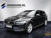 Begagnad Volvo V60 CC Momentum 197 HK (144 kW) 2022 Svart Kombi
