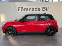Begagnad Mini Cooper 135 kW (184 HK) 2024 Röd Halvkombi