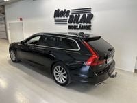 Begagnad Volvo V90 Momentum 392 HK (288 kW) 2019 Svart Kombi