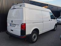 begagnad VW Transporter T30 2.0 TDI 140hk 4-M Lång 2x Skjutdö