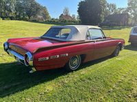 Begagnad Ford V8 305 HK (224 kW) 1962 Röd Cab