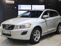 Begagnad Volvo XC60 R-Design 163 HK (119 kW) 2011 Vit SUV