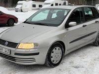 Begagnad Fiat Stilo 103 HK (75 kW) 2002 Silver Halvkombi