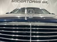 Begagnad Mercedes S430 279 HK (205 kW) 1999 Mörkblå Sedan