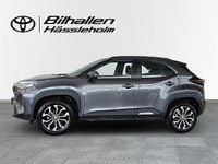Begagnad Toyota Yaris Cross Active 92 HK (67 kW) 2023 Mörkgrå SUV