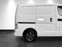 Begagnad Nissan e-NV200 Comfort 80 kW (109 HK) 2020 Vit Minibuss