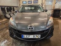 Begagnad Mazda 3 Inclusive 105 HK (77 kW) 2010 Grå Halvkombi