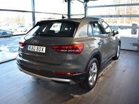 Begagnad Audi Q3 Advanced 150 HK (110 kW) 2022 Chronosgrå metallic SUV