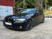Begagnad BMW 320 177 HK (130 kW) 2010 Black sapphire Kombi