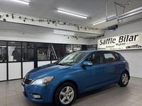 Begagnad Kia Ceed 116 HK (85 kW) 2009 Blå Halvkombi