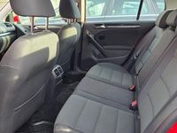 Begagnad VW Golf VII 105 HK (77 kW) 2013 Röd Halvkombi