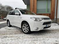 Begagnad Mitsubishi Outlander 203 HK (149 kW) 2014 SUV