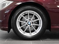 begagnad BMW 320 d Sedan 177hk | Vinterhjul | Läderklädsel