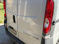 Begagnad Opel Vivaro 114 HK (83 kW) 2014 Minibuss