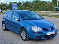 Begagnad VW Golf IV Trendline 102 HK (75 kW) 2006 Ljusblå Halvkombi