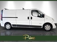 Begagnad Renault Trafic 114 HK (83 kW) 2014 Vit Minibuss