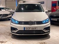 begagnad VW Touran 1.5 TSI Plus Euro 6 Dragkrok 2020, SUV