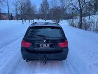 begagnad BMW 320 d xDrive Touring E91 Automat | Nybess | Drag