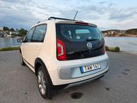 Begagnad VW up! 75 HK (55 kW) 2016 Vit Halvkombi