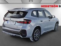 Begagnad BMW X1 330 HK (242 kW) 2023 Silver SUV
