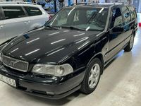 begagnad Volvo V70 2.4 144hk halvskinn AC nybesiktigad