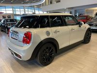 begagnad Mini Cooper S Chili Panorama, Headup, Harman Kardon, Sv-såld