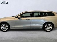 begagnad Volvo V60 B3 Bensin Momentum 2021, Kombi