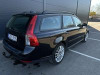 begagnad Volvo V50 2.0 D FINT SKICK / Nyservad / Drag / Dieselvärmare