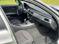begagnad BMW 320 i Touring Advantage, Comfort Euro 4 (LÅGMILARE)