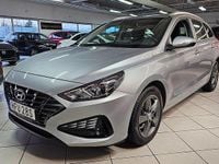 Begagnad Hyundai i30 Essential 120 HK (88 kW) 2021 Gråmet Kombi